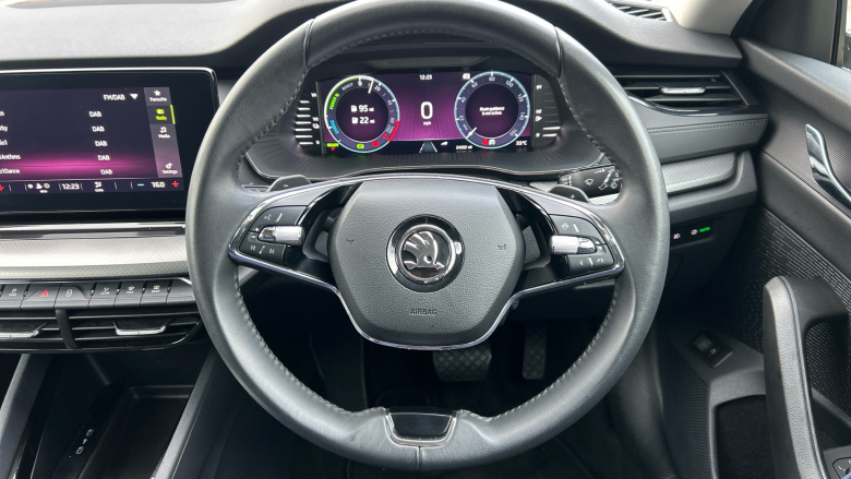 Skoda Octavia 1.4 TSI iV SE Technology DSG 5dr Estate